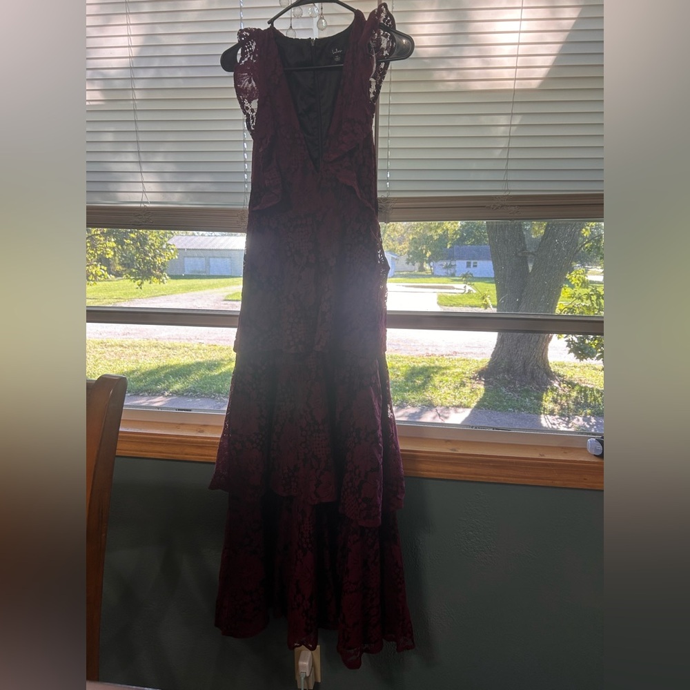 Lulu's Burgundy Lace Maxi Dress